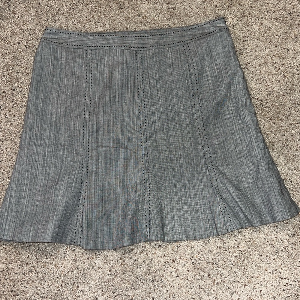 White House Black Market Tulip Skirt Size 12